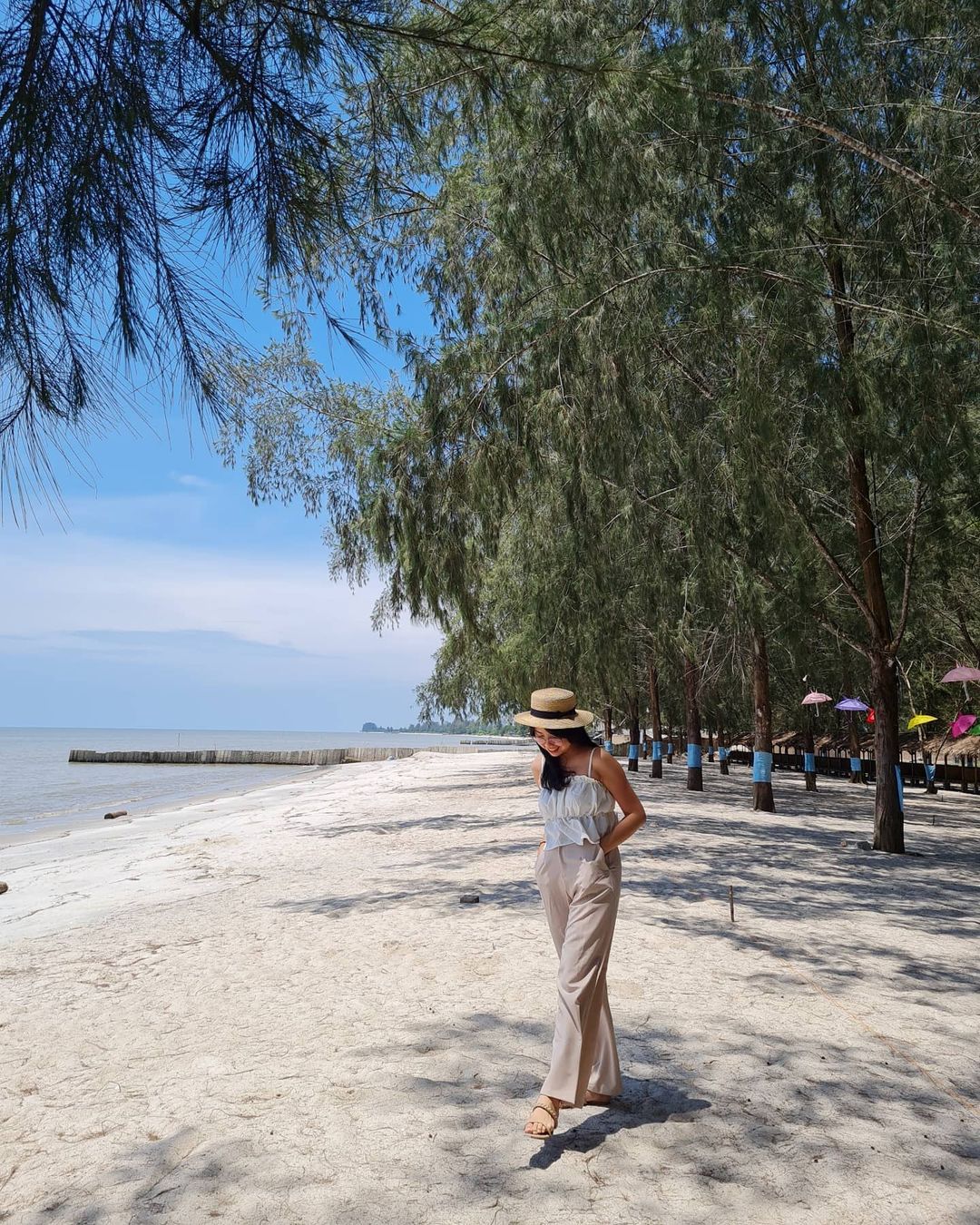 Foto Tempat Wisata Pantai Sri Mersing Foto Tempat Wisata Pantai Sri Mersing